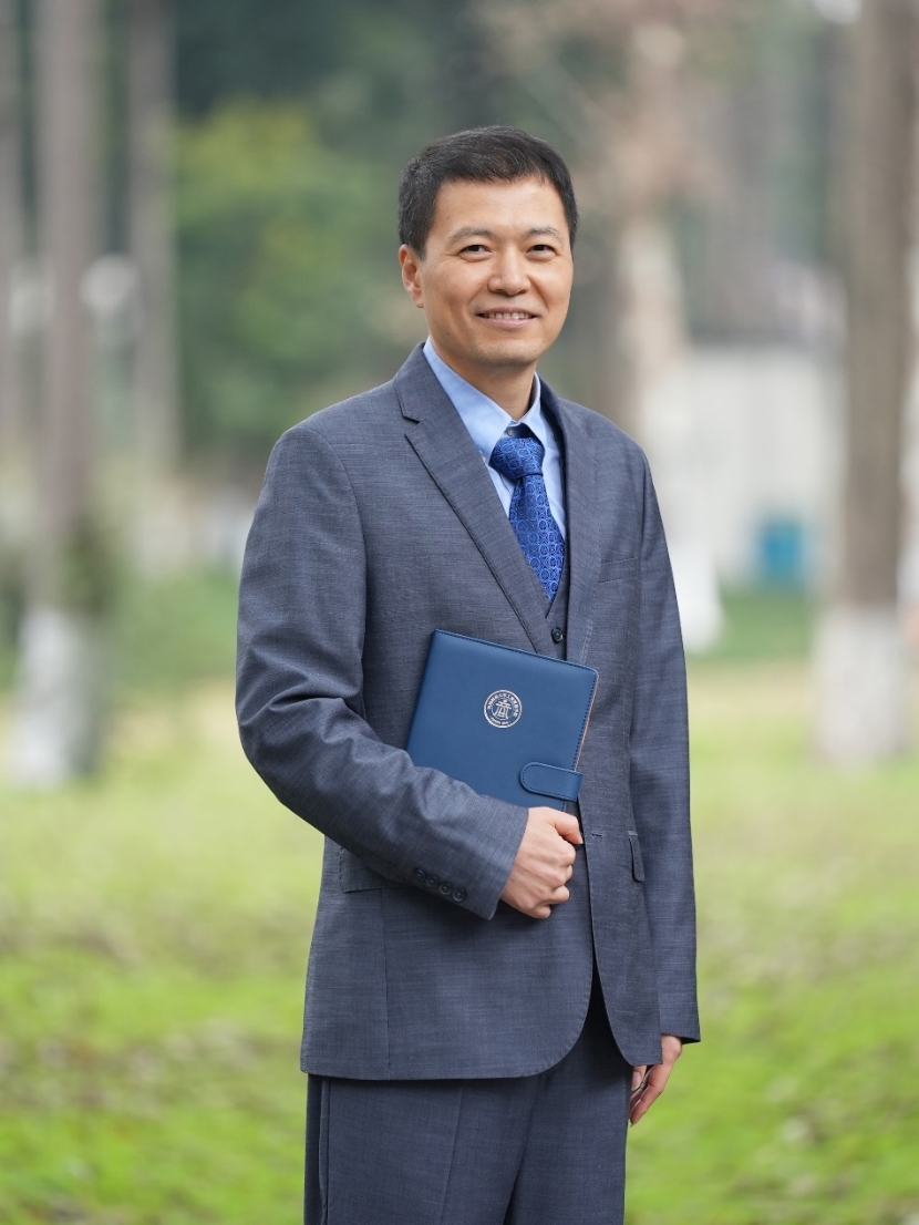 【说说我的履职故事】寇纲委员:让AI与大数据技术创新服务国家发展 【说说我的履职故事】寇纲委员:让AI与大数据技术创新服务国家发展